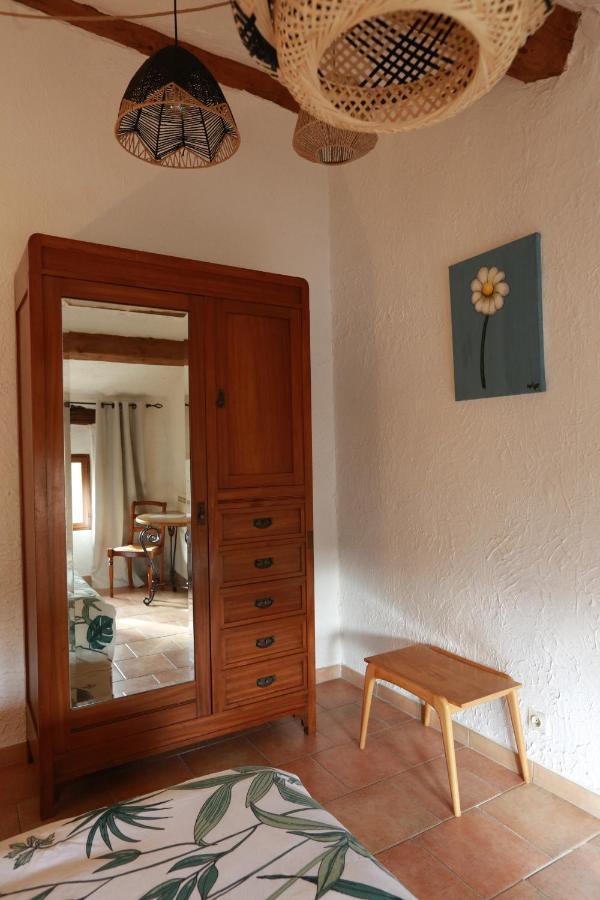 Le Priolat Des Anges Aux Portes Des Gorges Du Verdon Trigance Exteriör bild